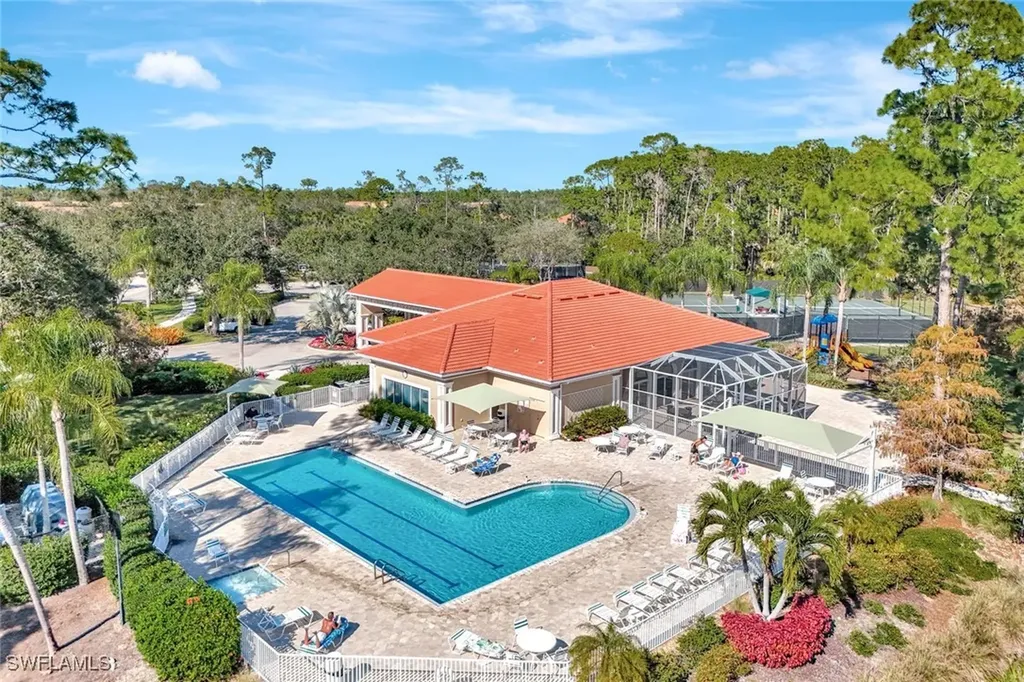 6151 Ashwood Lane Naples FL 34110