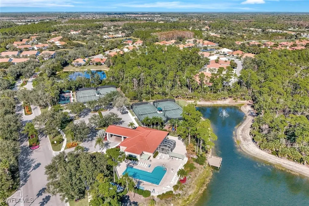 6151 Ashwood Lane Naples FL 34110