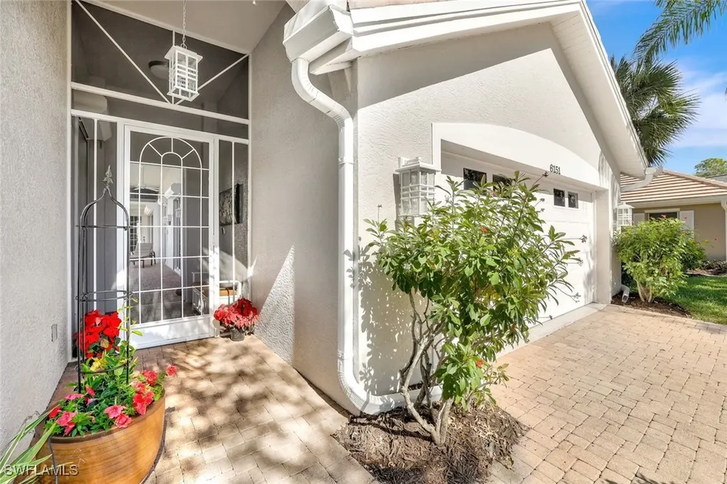 6151 Ashwood Lane Naples FL 34110