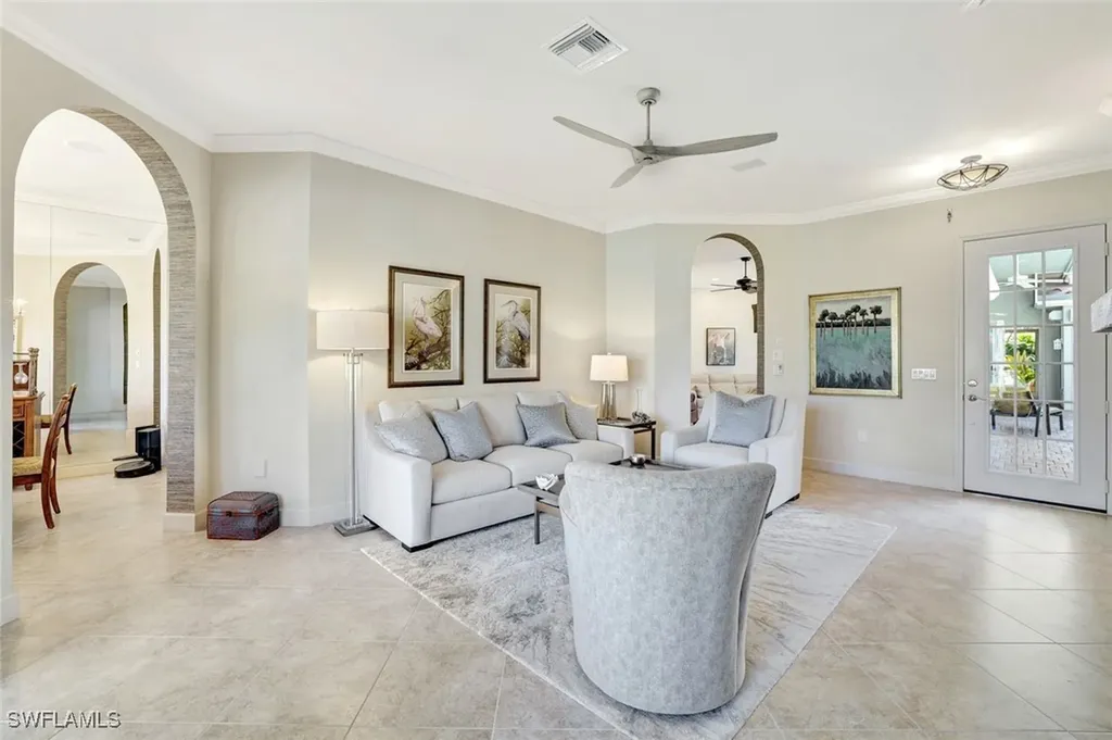6151 Ashwood Lane Naples FL 34110