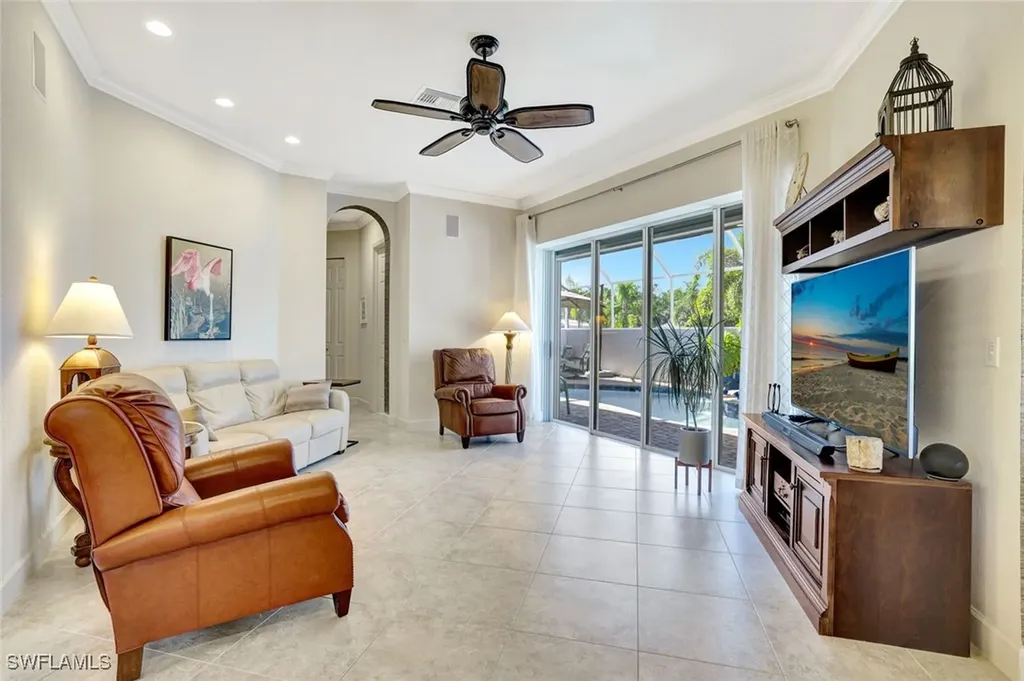 6151 Ashwood Lane Naples FL 34110
