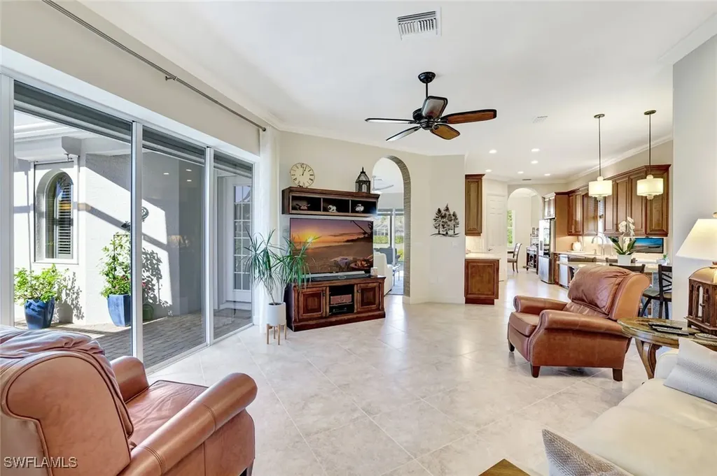 6151 Ashwood Lane Naples FL 34110