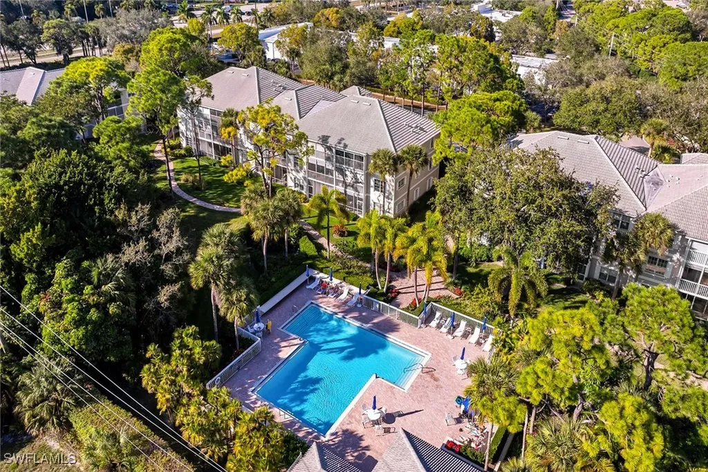 322 Sugar Pine Lane Naples FL 34108