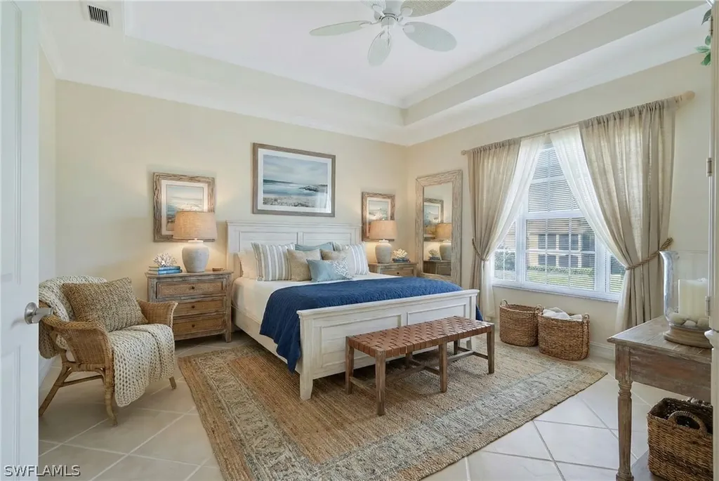 5025 Blauvelt Way Naples FL 34105