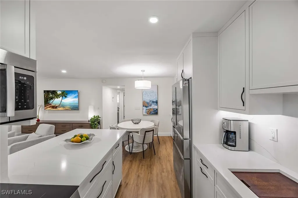 766 Central Avenue Naples FL 34102