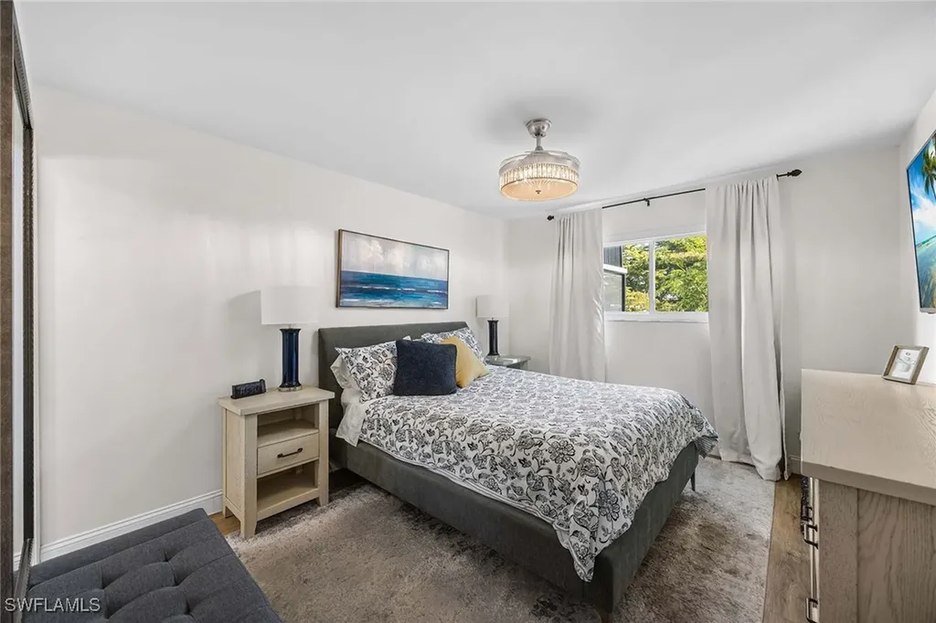 766 Central Avenue Naples FL 34102