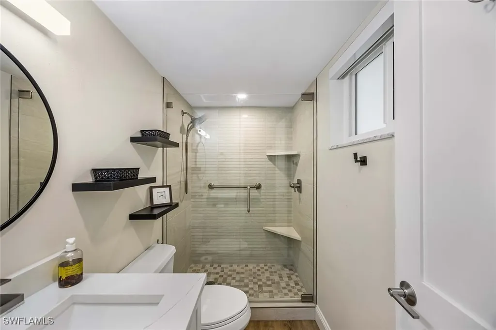 766 Central Avenue Naples FL 34102