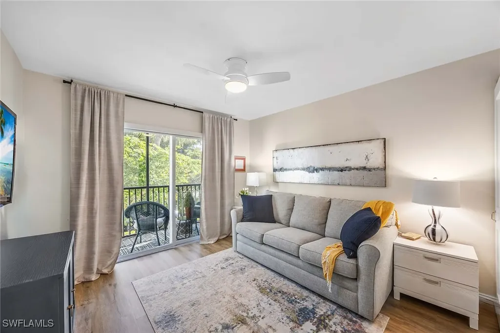 766 Central Avenue Naples FL 34102