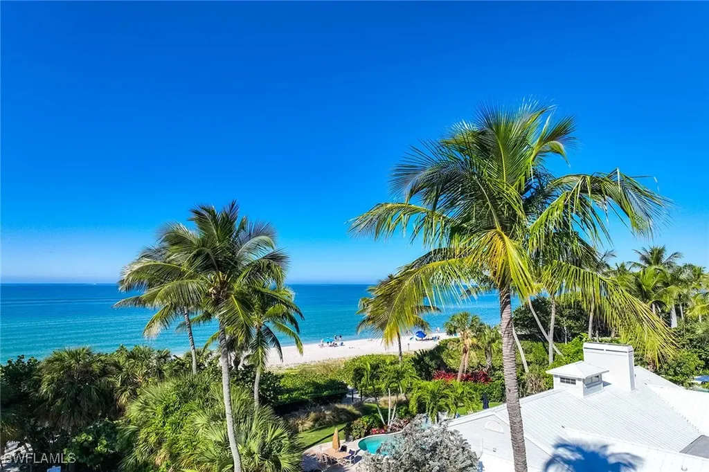 766 Central Avenue Naples FL 34102