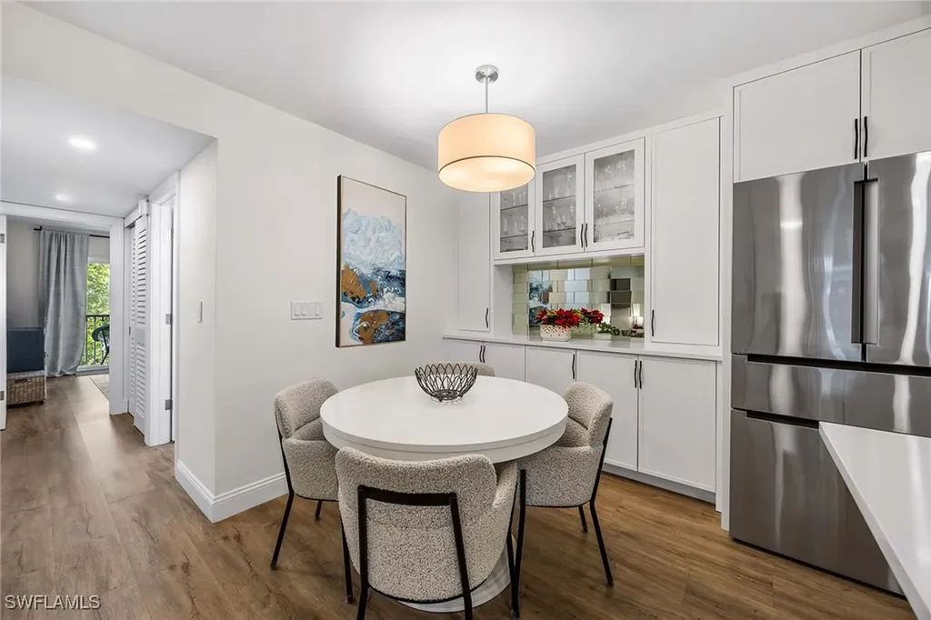 766 Central Avenue Naples FL 34102