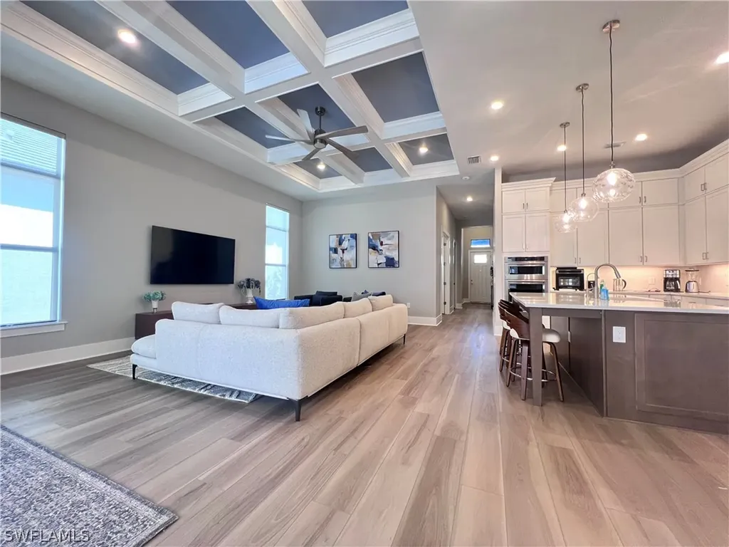 9124 Raintree Street Naples FL 34114