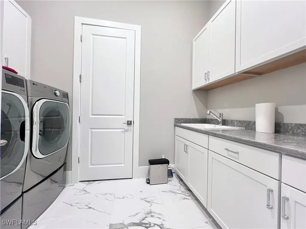 9124 Raintree Street Naples FL 34114