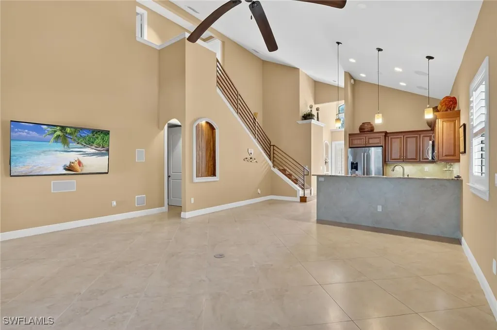 559 93rd Avenue N Naples FL 34108
