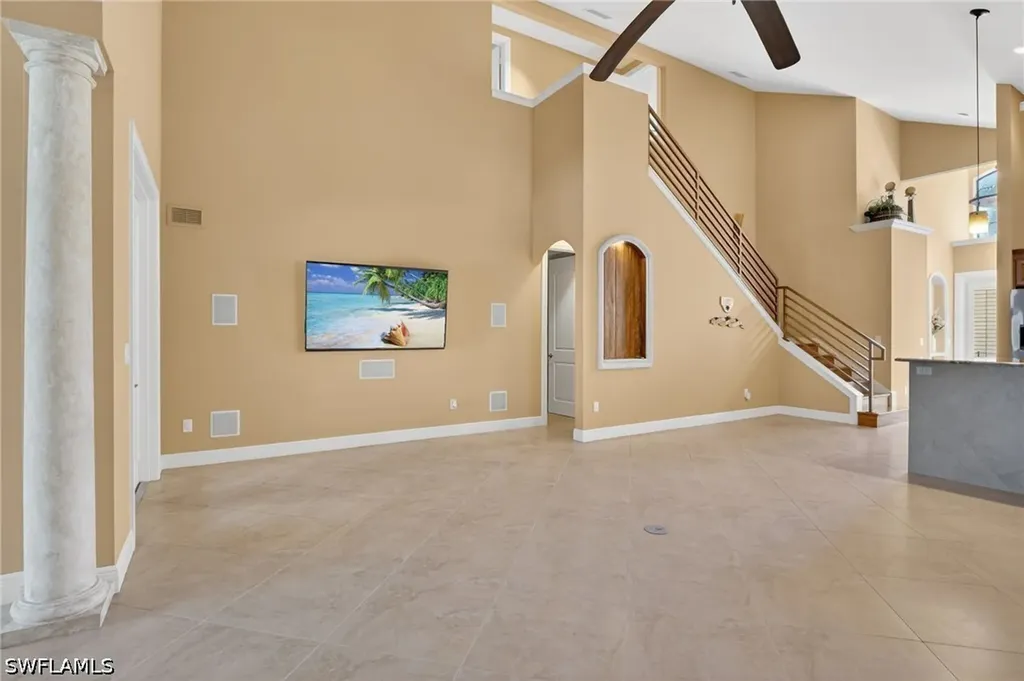 559 93rd Avenue N Naples FL 34108