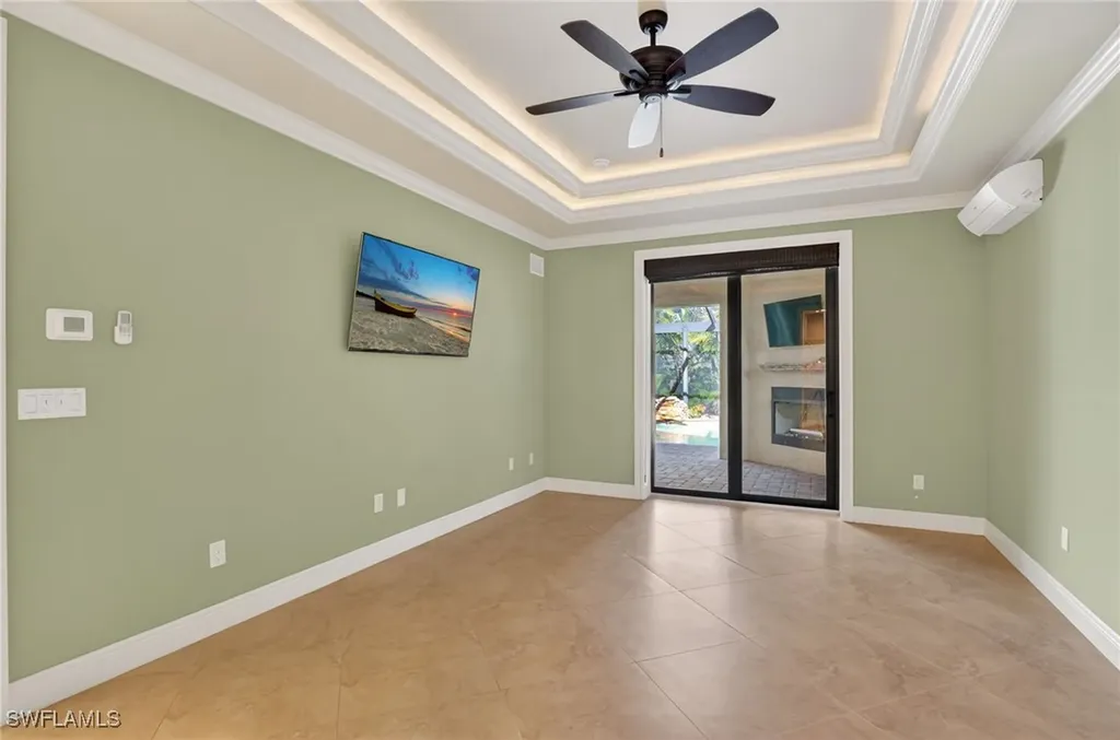 559 93rd Avenue N Naples FL 34108