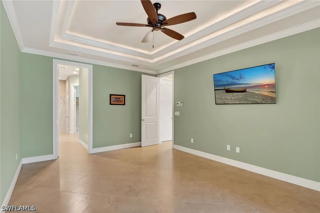 559 93rd Avenue N Naples FL 34108