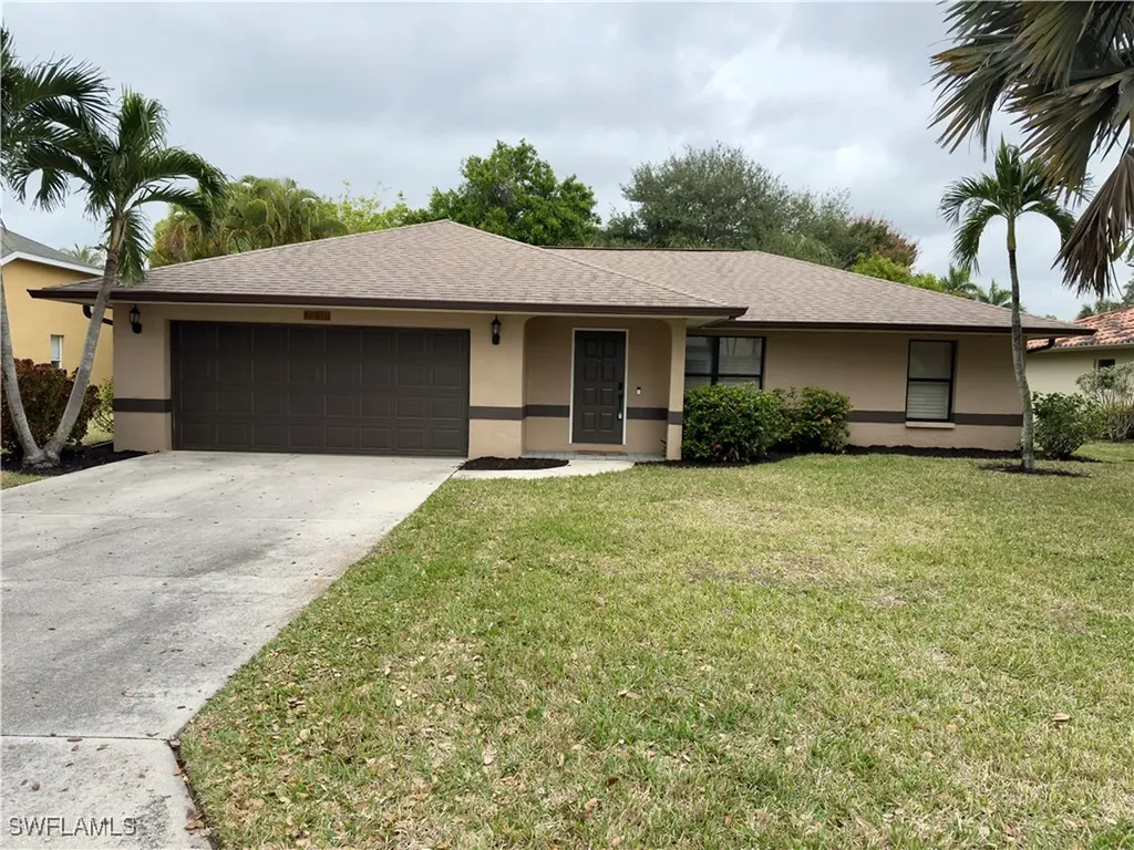2237 River Reach Drive Naples FL 34104