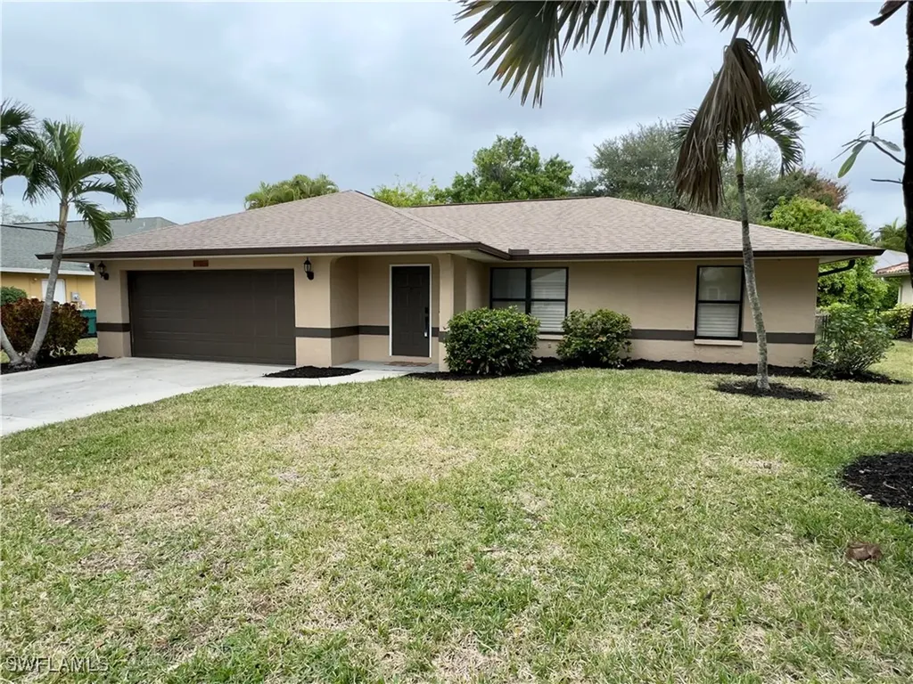 2237 River Reach Drive Naples FL 34104