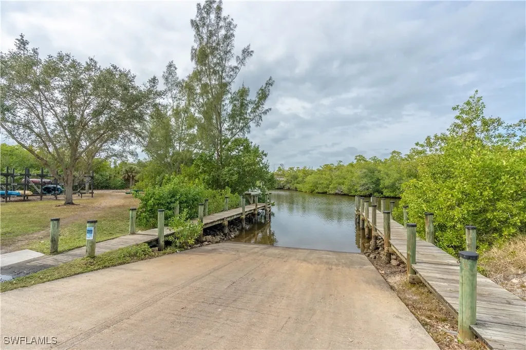 2237 River Reach Drive Naples FL 34104