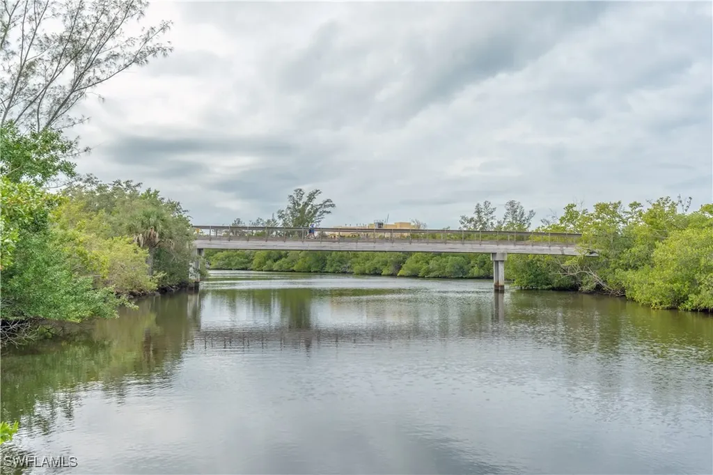 2237 River Reach Drive Naples FL 34104