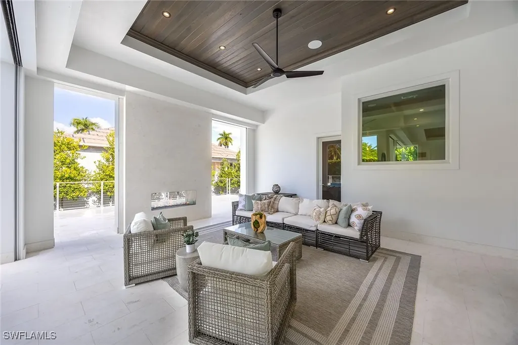 375 Bow Line Drive Naples FL 34103