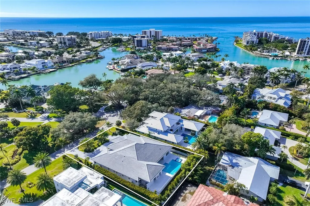 375 Bow Line Drive Naples FL 34103