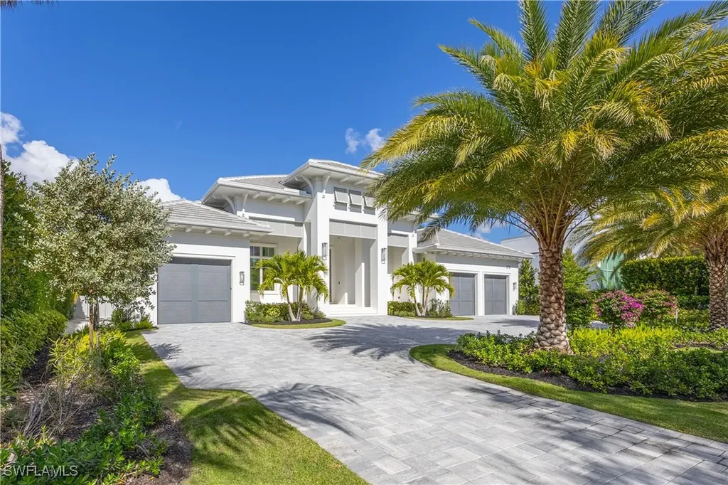 375 Bow Line Drive Naples FL 34103