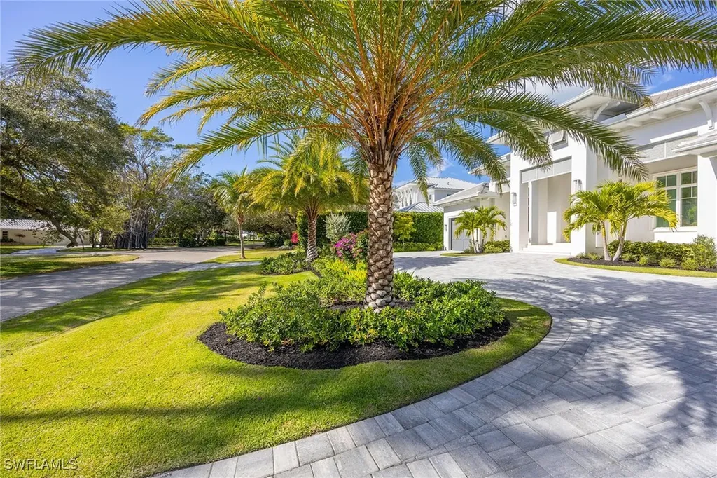 375 Bow Line Drive Naples FL 34103