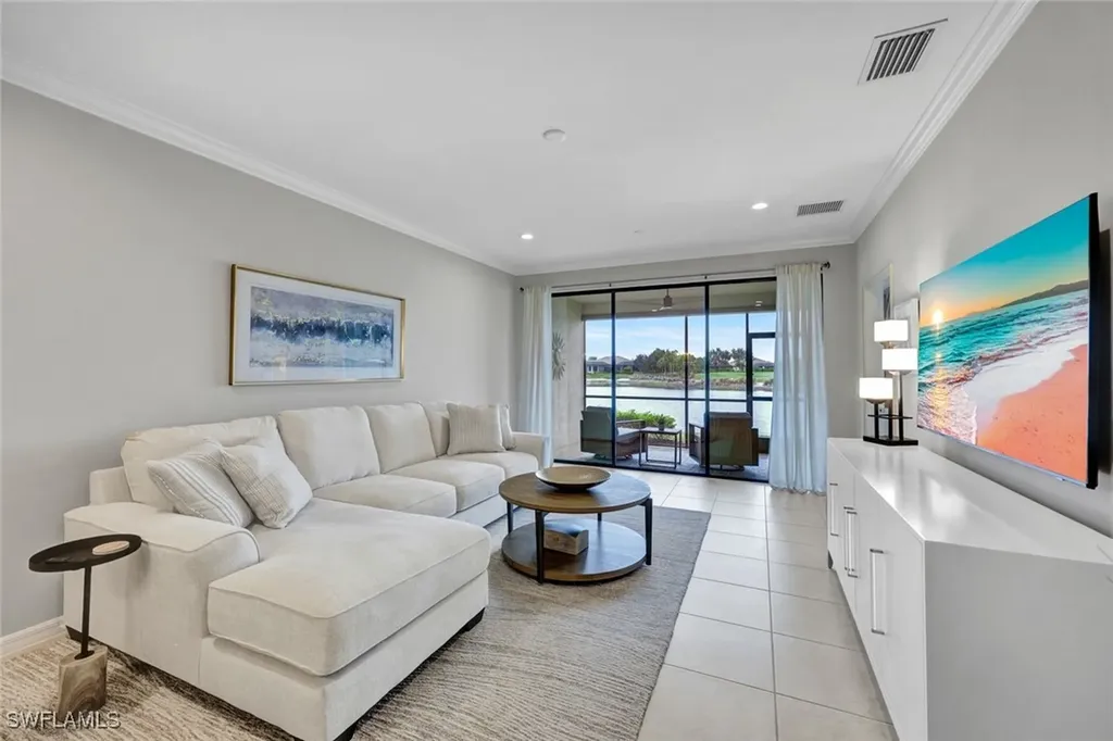 9373 Pocida Court Naples FL 34119