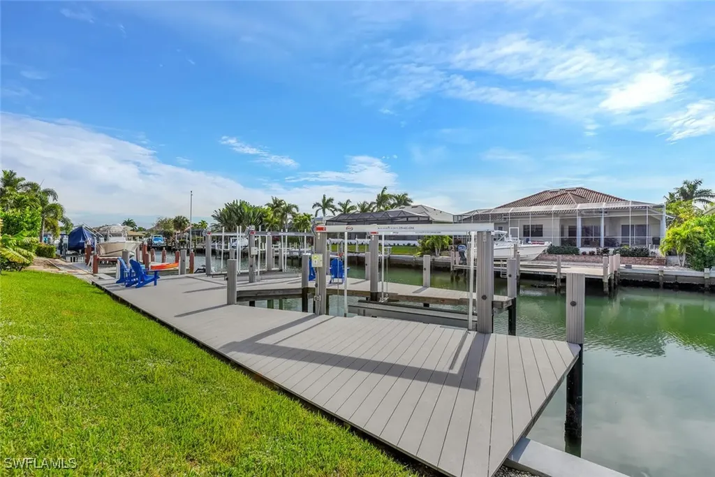 1621 Begonia Court Marco Island FL 34145
