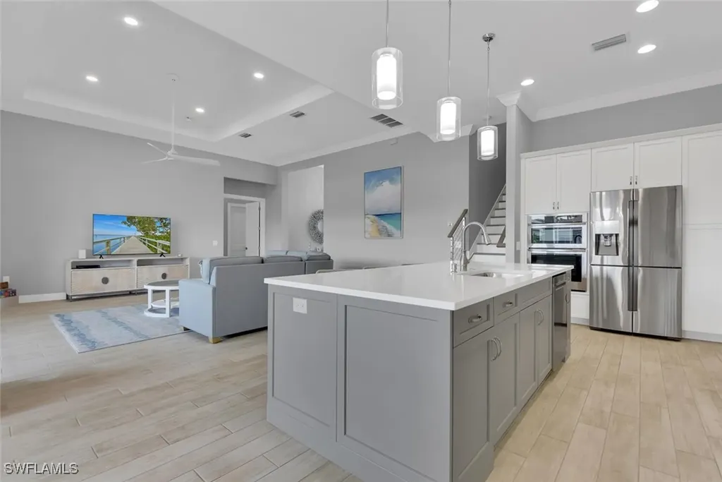 1621 Begonia Court Marco Island FL 34145