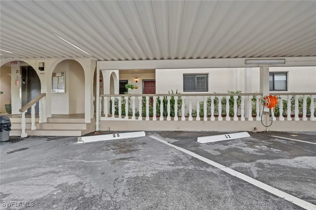 9395 Pennsylvania Avenue Bonita Springs FL 34135