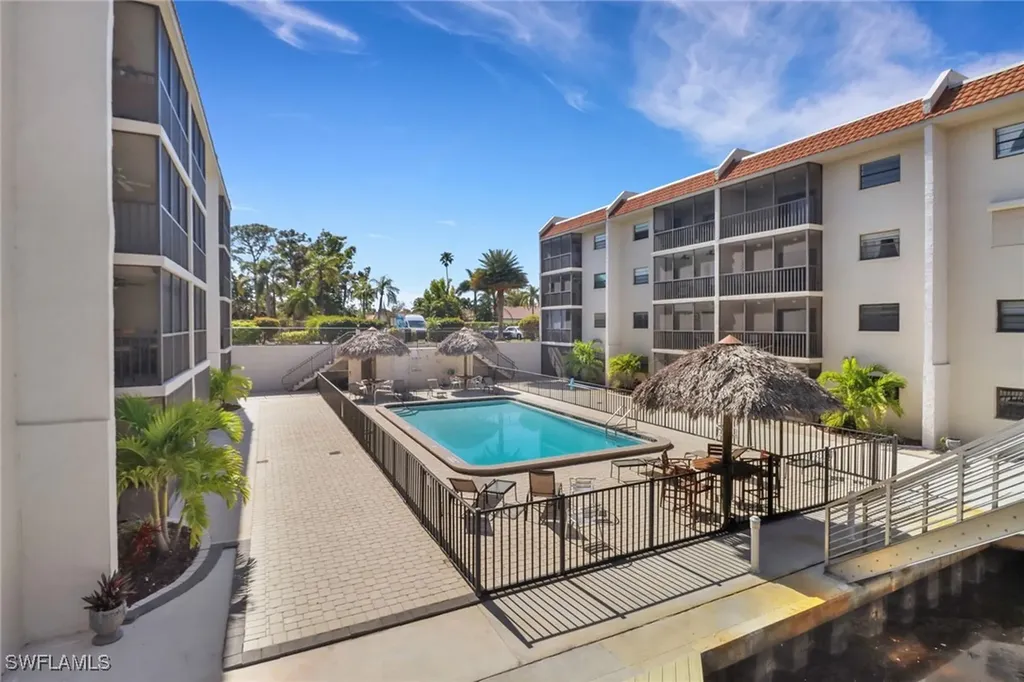 9395 Pennsylvania Avenue Bonita Springs FL 34135