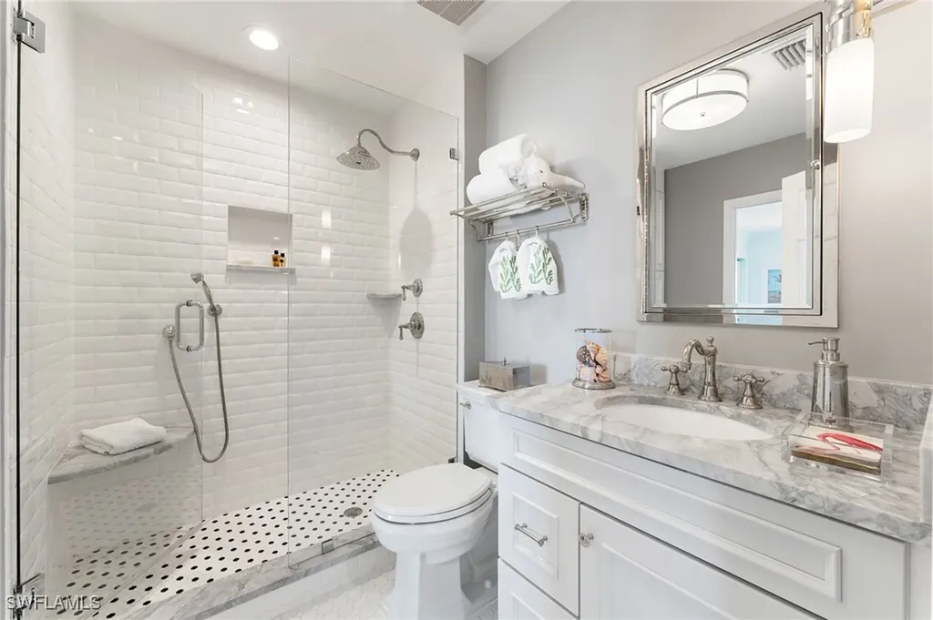2401 Gulf Shore Boulevard N Naples FL 34103