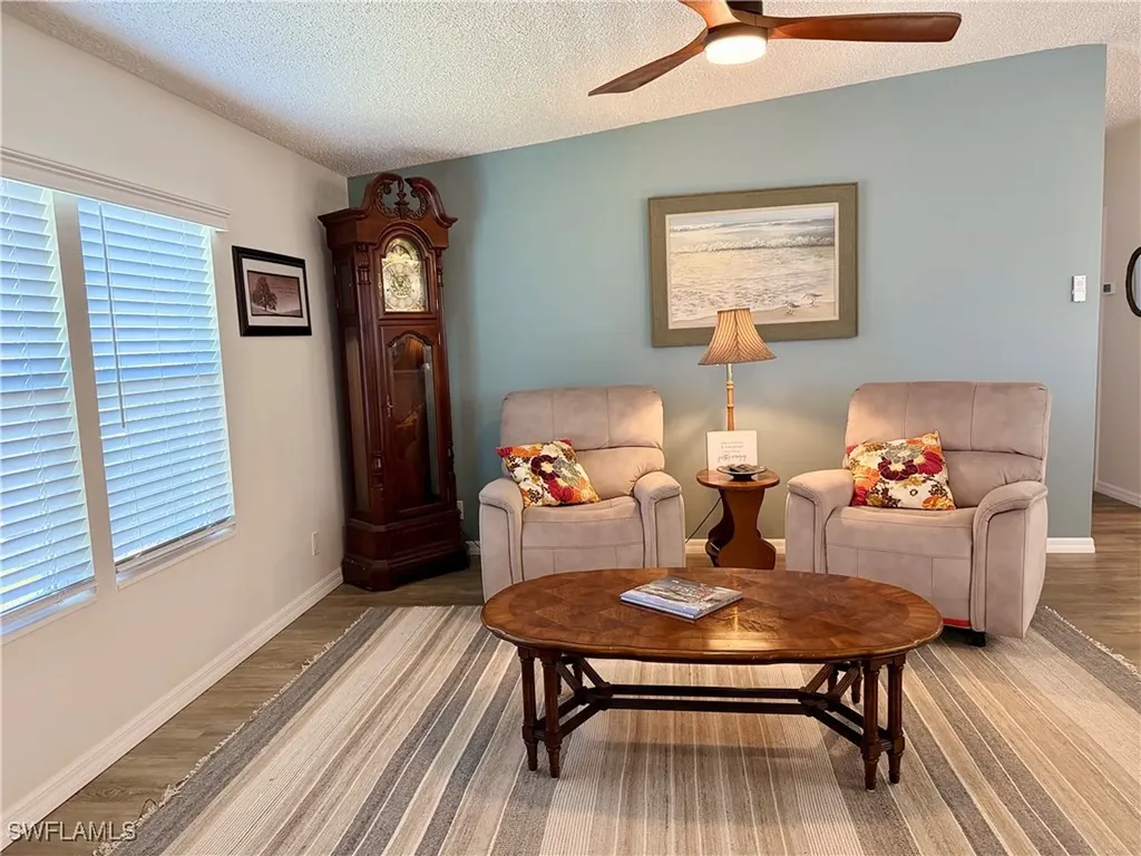 158 Seven Seas Way Naples FL 34104