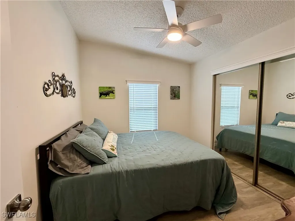 158 Seven Seas Way Naples FL 34104