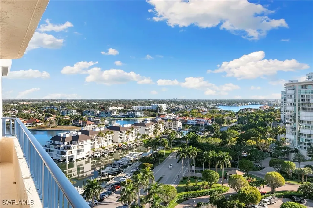 4451 Gulf Shore Boulevard N Naples FL 34103