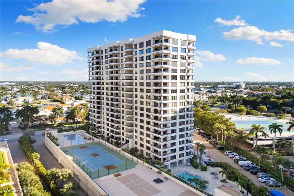 4451 Gulf Shore Boulevard N Naples FL 34103