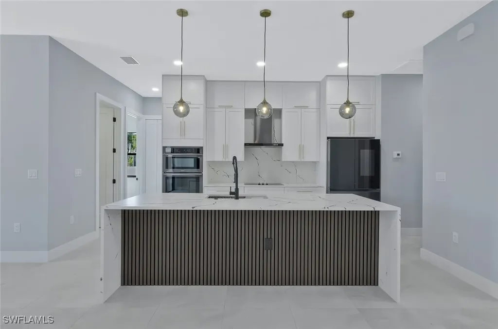 2017 SW 31st Terrace Cape Coral FL 33914