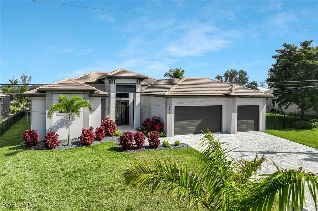 2017 SW 31st Terrace Cape Coral FL 33914