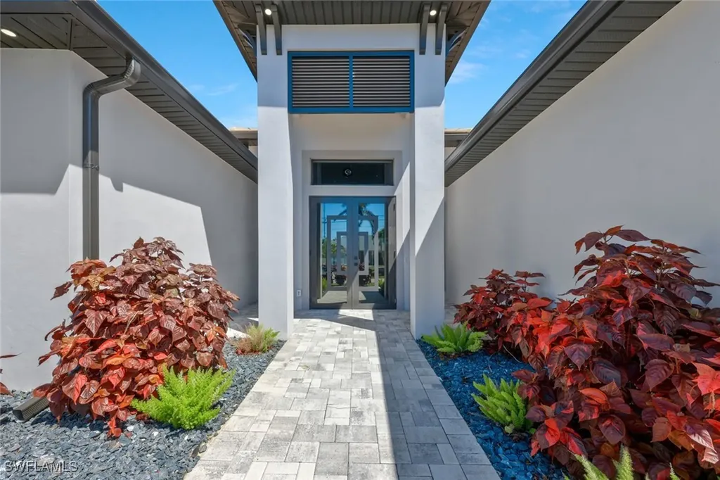 2017 SW 31st Terrace Cape Coral FL 33914