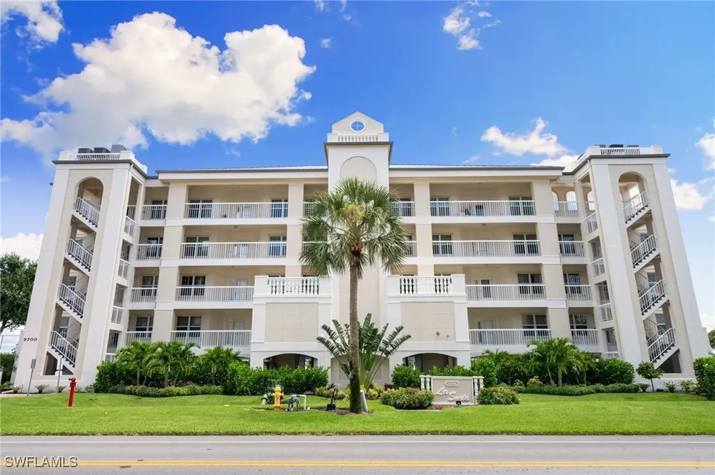 9700 Gulf Shore Drive Naples FL 34108