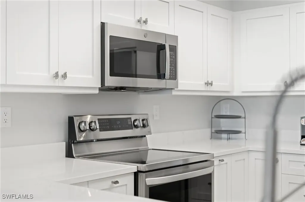 9700 Gulf Shore Drive Naples FL 34108