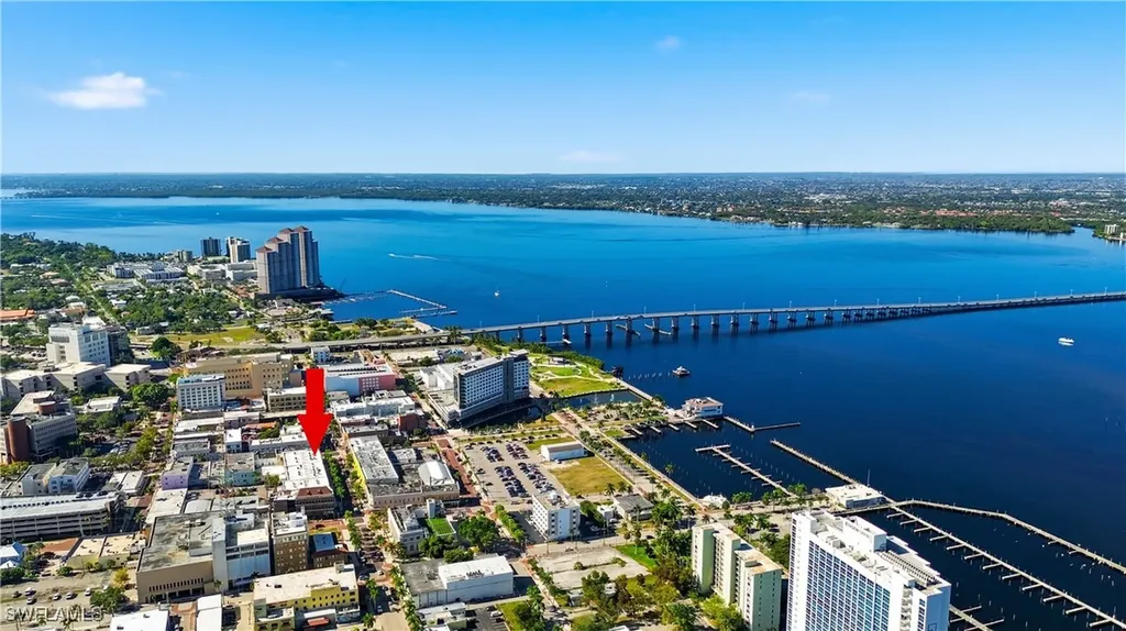 2260 1st Street Fort Myers FL 33901