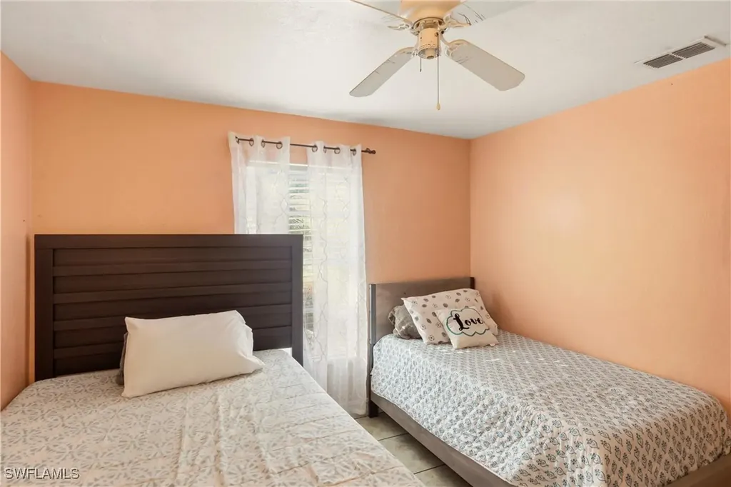 130 6th Street NE Naples FL 34120