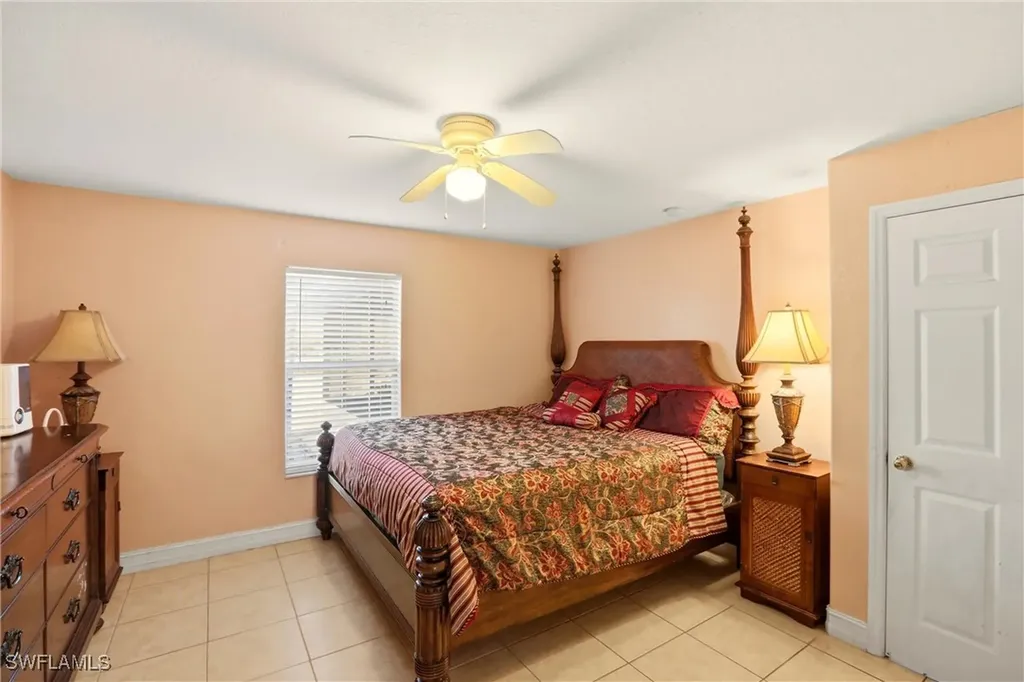 130 6th Street NE Naples FL 34120