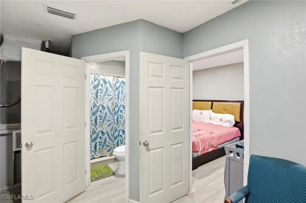 130 6th Street NE Naples FL 34120