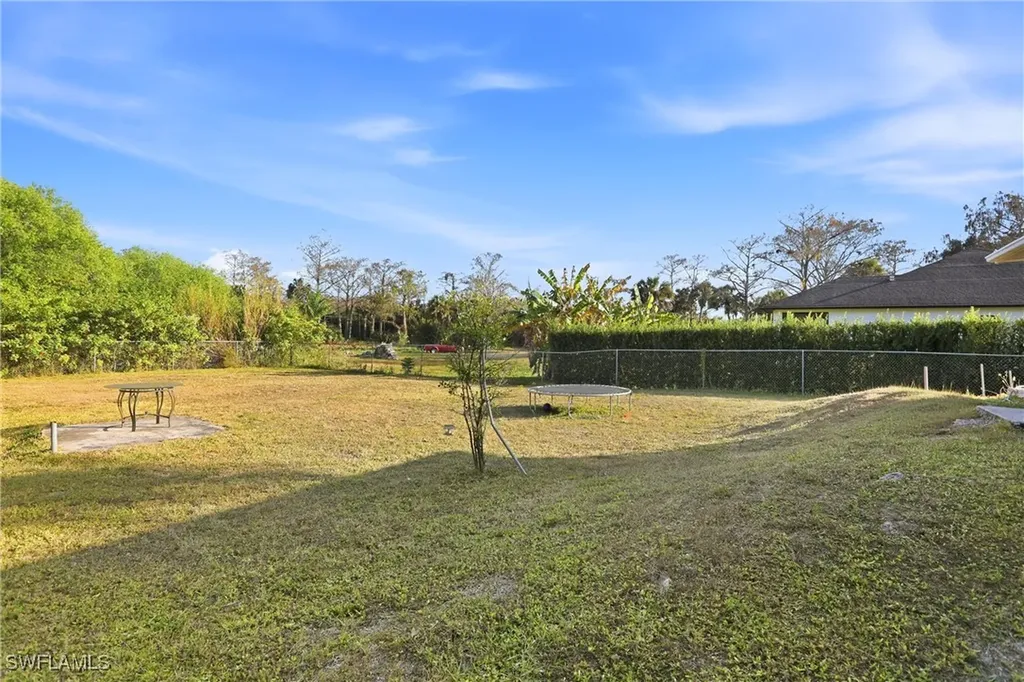 130 6th Street NE Naples FL 34120