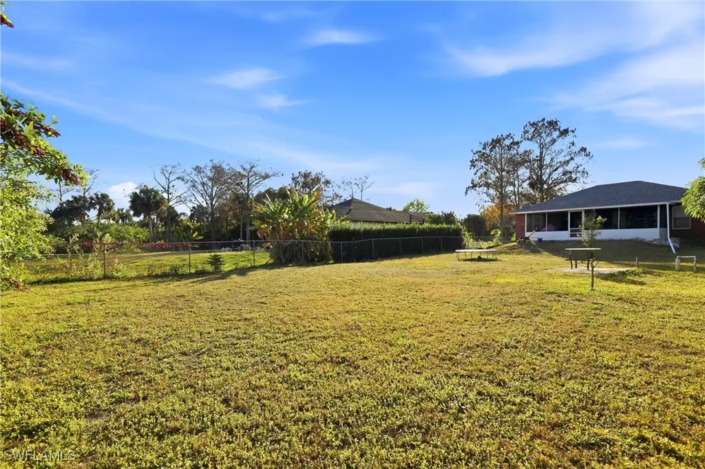 130 6th Street NE Naples FL 34120