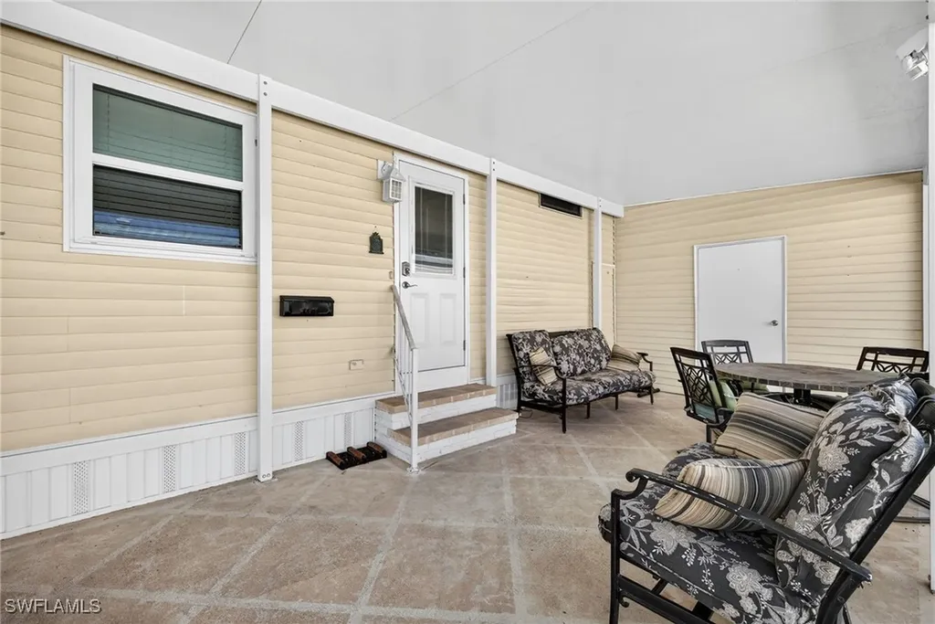 212 Oceans Boulevard Naples FL 34104